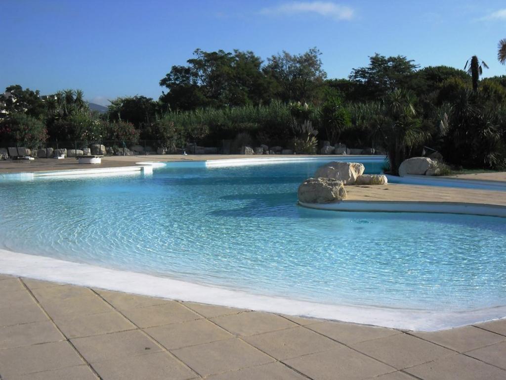 Green Suite Golfe De Saint Tropez Gassin Bagian luar foto